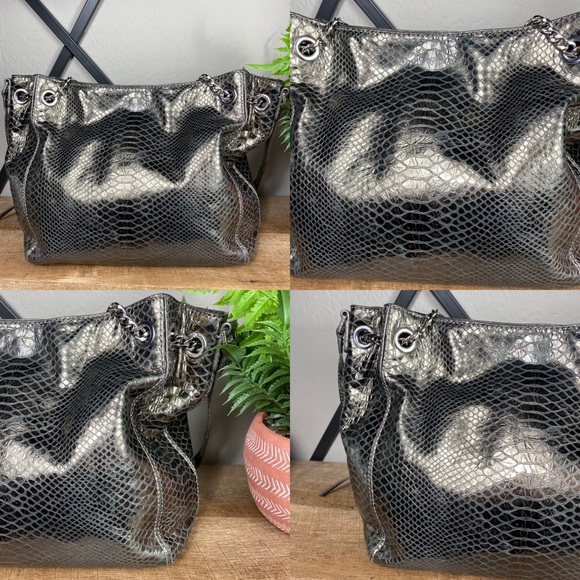 SOLD Michael Kors Jet Set Chain 2Way Shoulder Bag - Picture 6 of 13